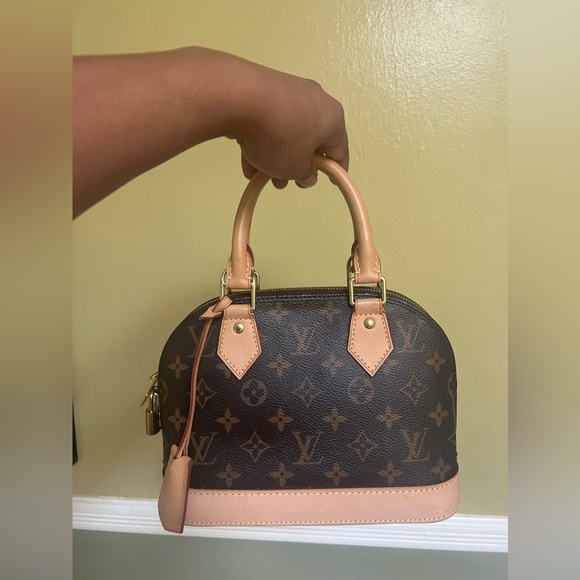 LOUIS VUITTON authentic ALMA BB SOLD - Picture 1 of 15